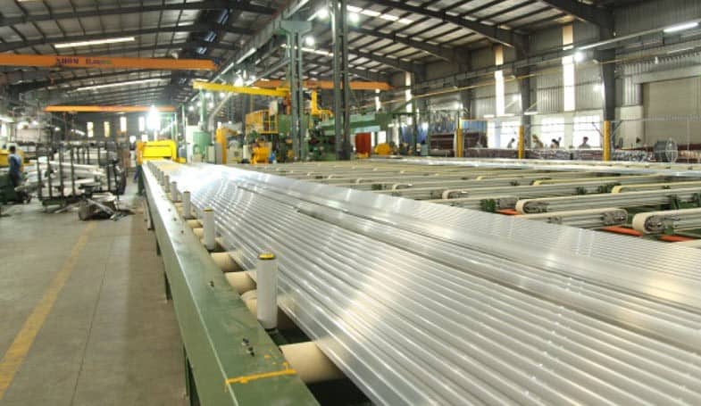 Dự báo nhu cầu thép nội địa 2018 tăng