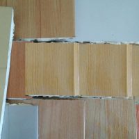 giá tôn hoa sen vân gỗ