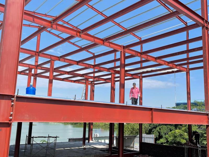 Thép hình được ưa chuộng xây dựng kết cấu chịu lực cho các công trình ven sông ở Quận 8