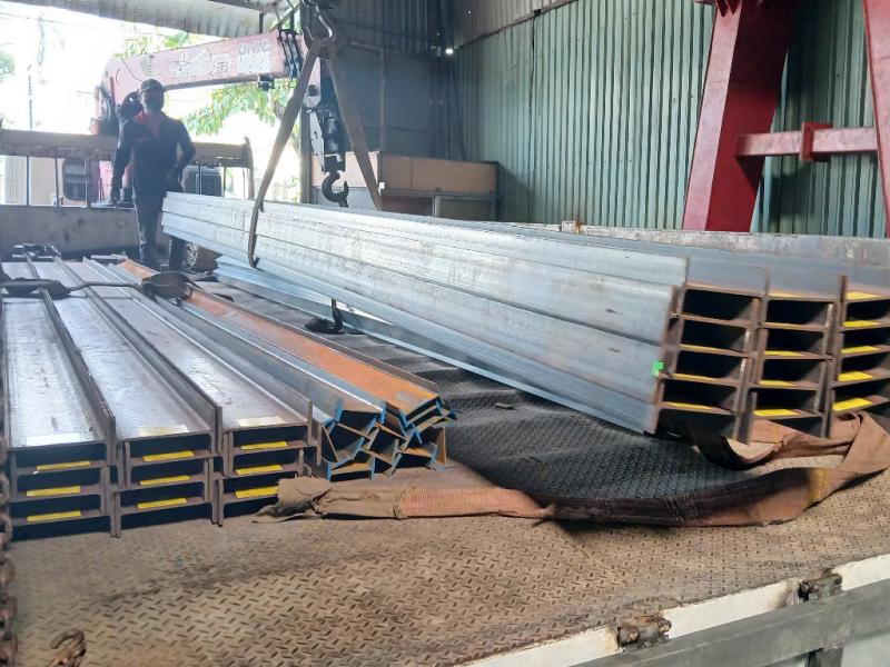 Giá thép hình tại Quận Tân Phú khá cạnh tranh với các quận lân cận, thấp hơn giá các quận trung tâm